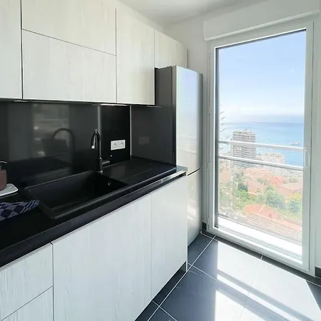 Daire Krystal Palace Beausoleil